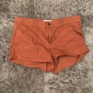 Low rise boyfriend shorts